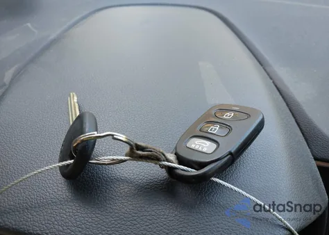 2017 Hyundai Elantra Se z USA, uszkodzony, nr VIN 5NPD84LF7HH143057